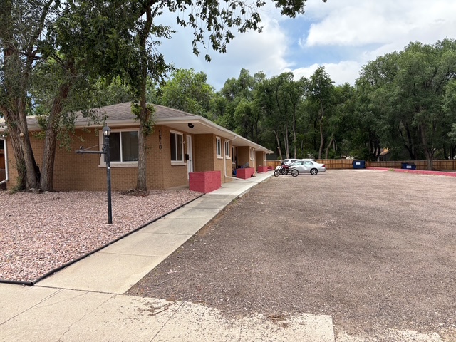 14 UNITS IN COLORADO SPRINGS