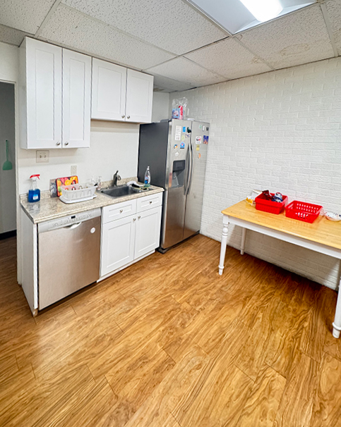 8,600 SF Office Bldg on ~1/2 Ac, Adjacent Light Rail Station: Kitchen_7400
