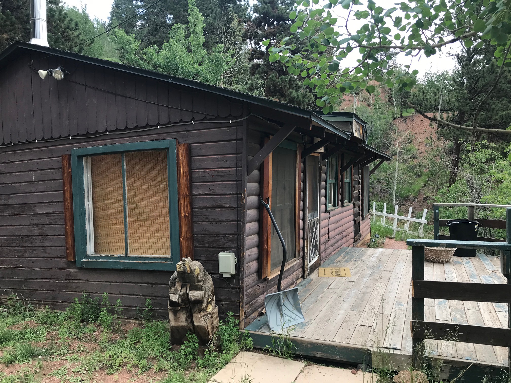 7 RUSTIC CABINS ON 4 ACRES WOODLAND PARK CO: Cabin 3