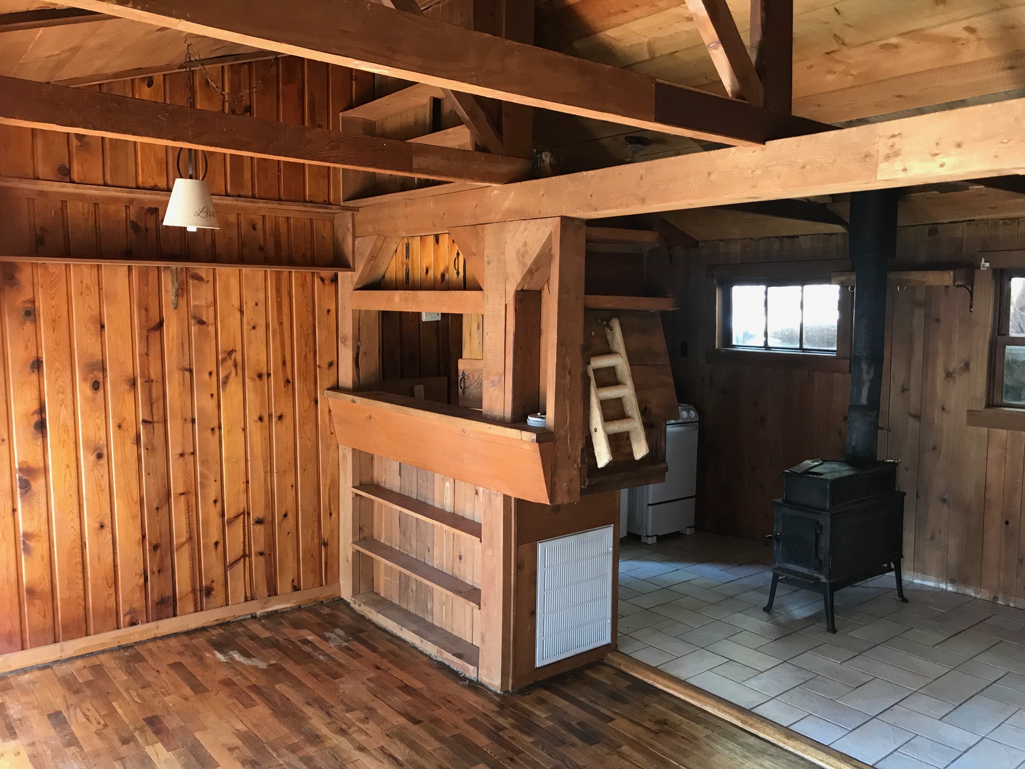 7 RUSTIC CABINS ON 4 ACRES WOODLAND PARK CO: Interior Cabin 7
