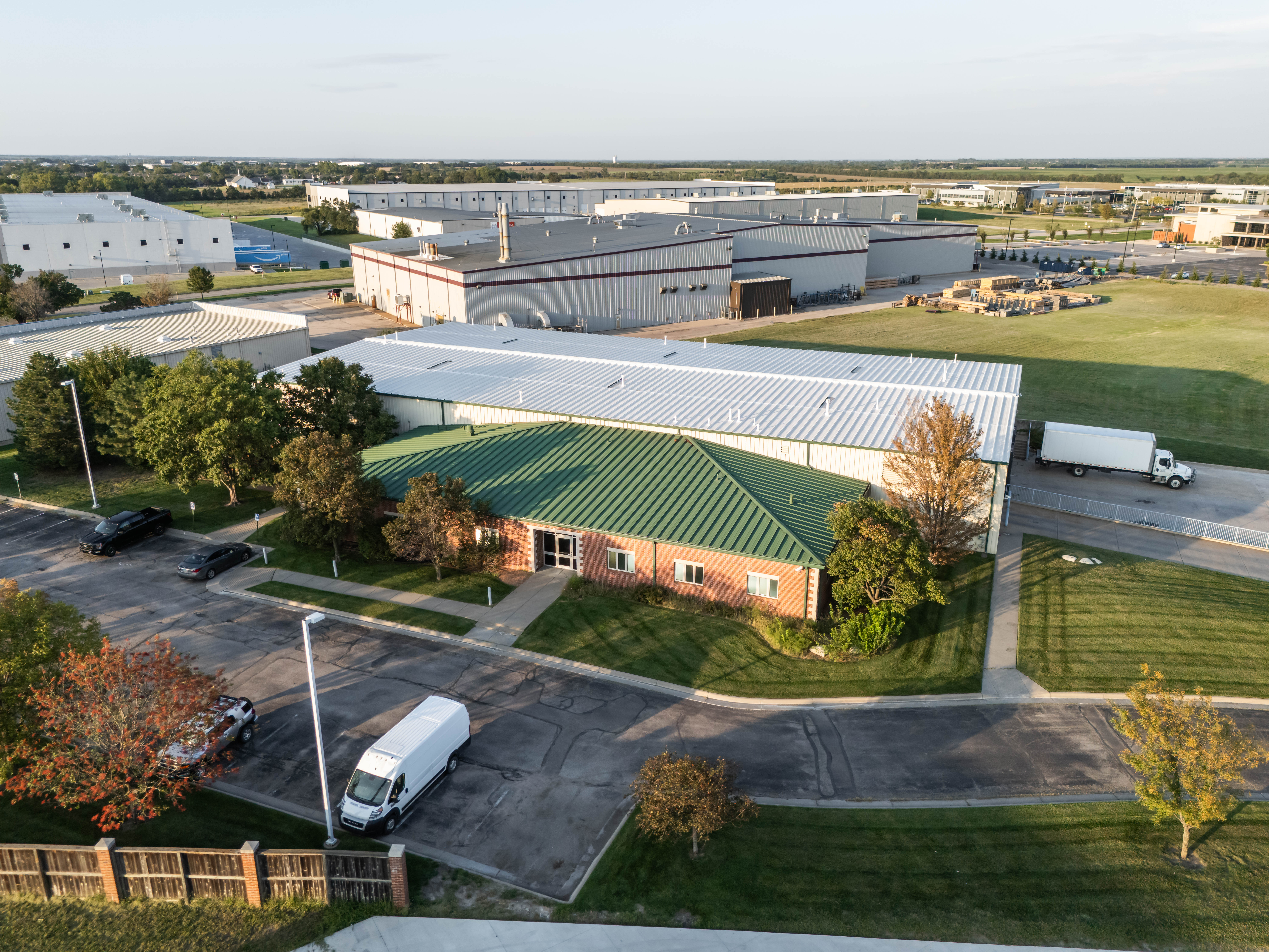 STNL CLASS A INDUSTRIAL FLEX - 5 YEAR RENEWAL