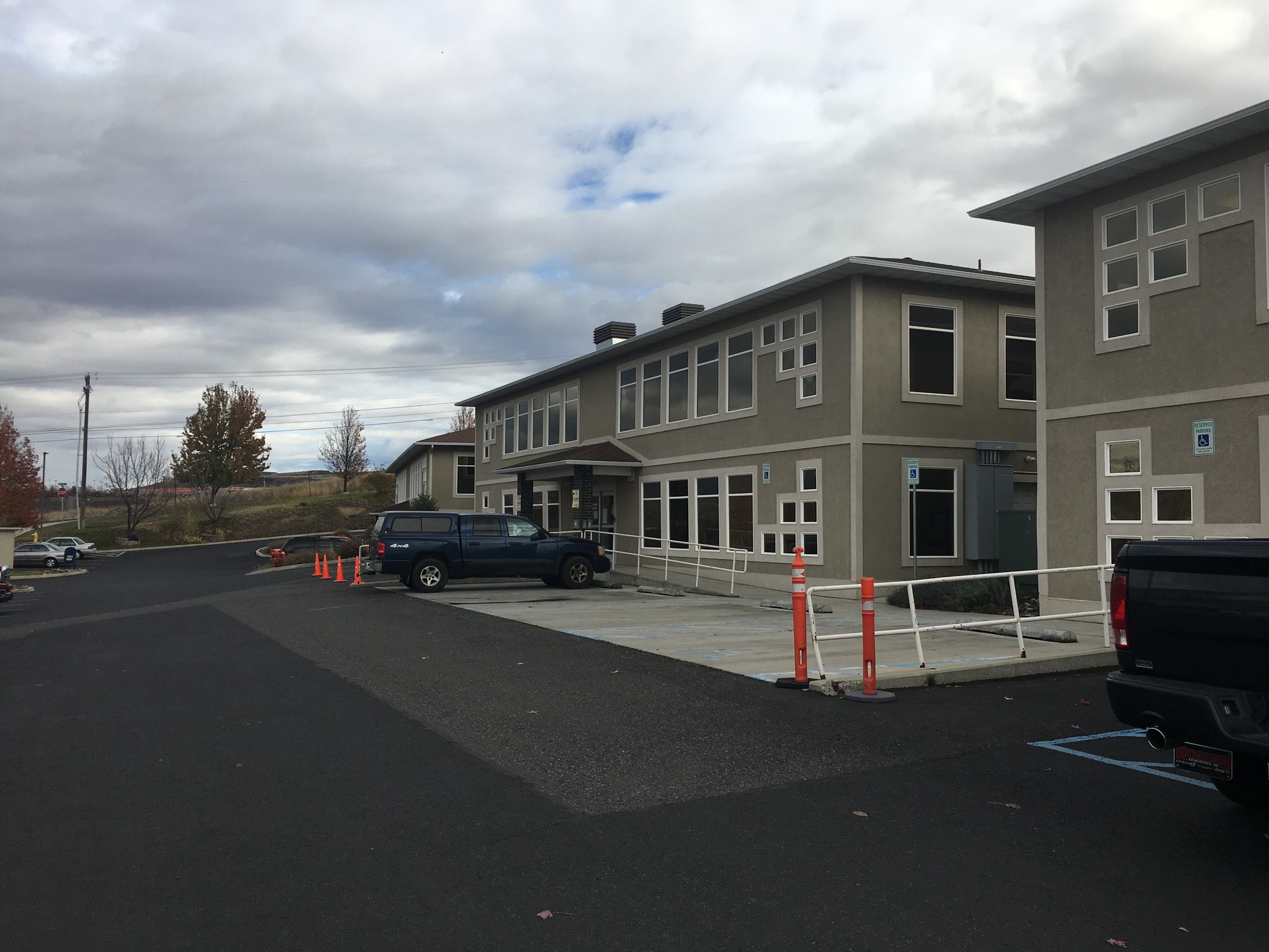 7 CAP MULTI TENANT MEDICAL OFFICE IN NORTHERN IDAHO: Quality build
